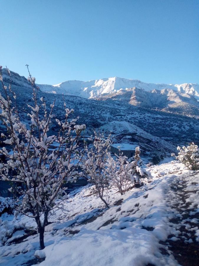 Auberge Restaurant Les Coquelicots Ait Tamlil Екстериор снимка